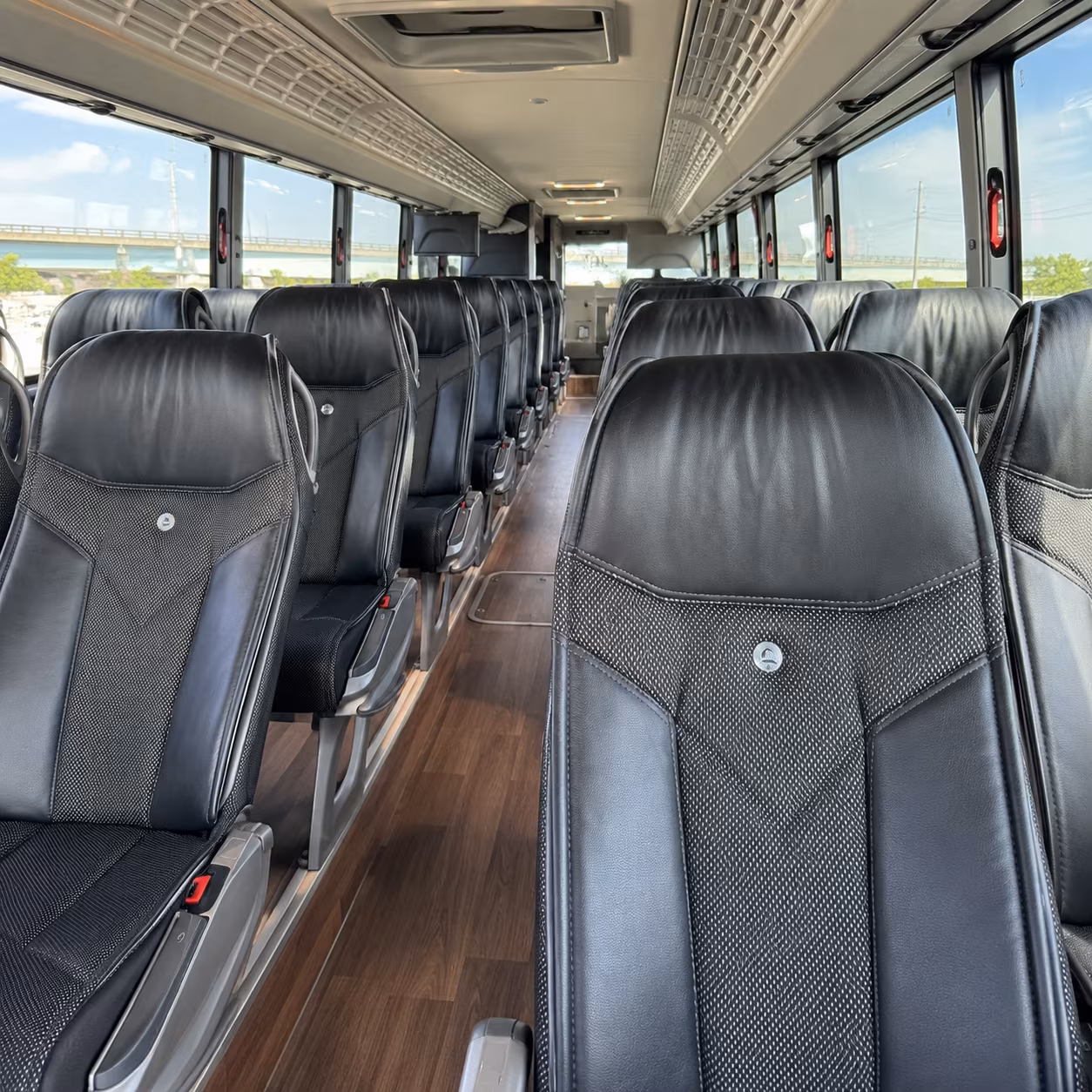 arrange transportation for your next convention or trade show 3