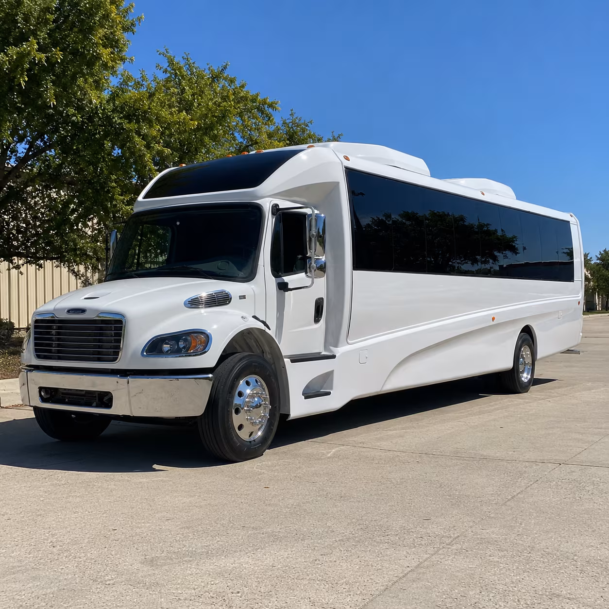fort collins 20 passenger minibus