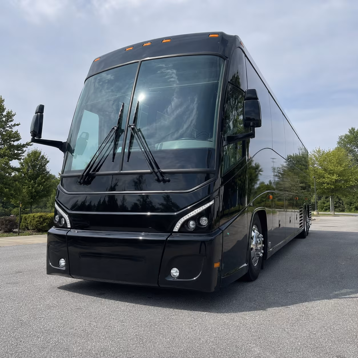 ski group charter bus transfers between fort collins and mountain airports